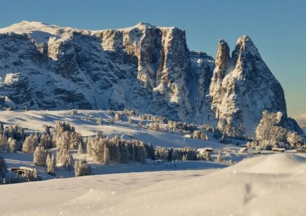 Escursioni-alpe-siusi-innevata-copertina