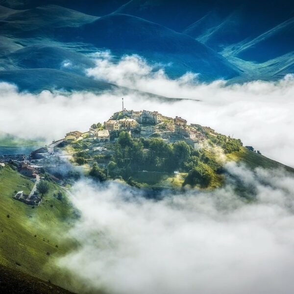 norcia-perugia-collina