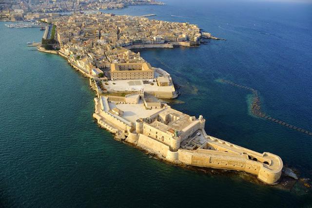 castello-maniace-ortigia-siracusa