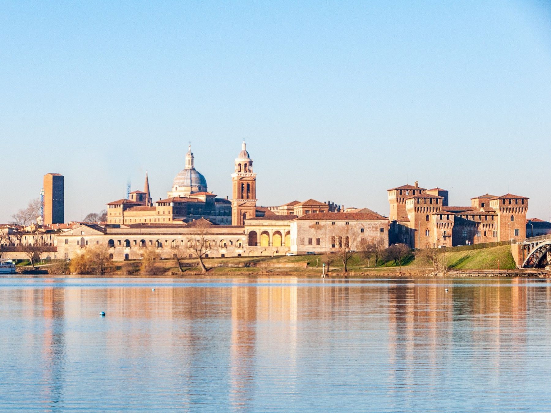 skyline-mantova-weekend-a-mantova-dooid